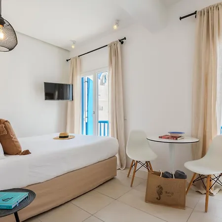 Bluetopia Couette-café 4*