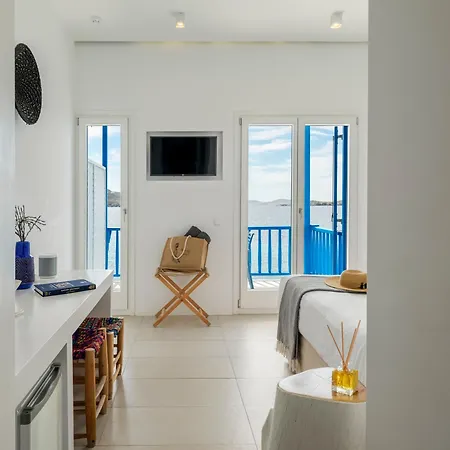 布鲁托比亚套房住宿加早餐旅馆 4* Mykonos Town