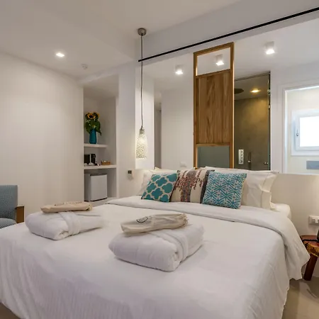 Bluetopia 4* Mykonos Town