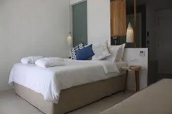 Bed & Breakfast Bluetopia 4*