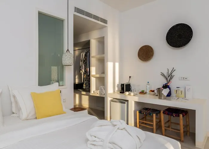 Bluetopia Bed & Breakfast