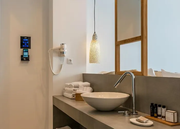 بلوتوبيا سويتس فندق مبيت وإفطار 4*